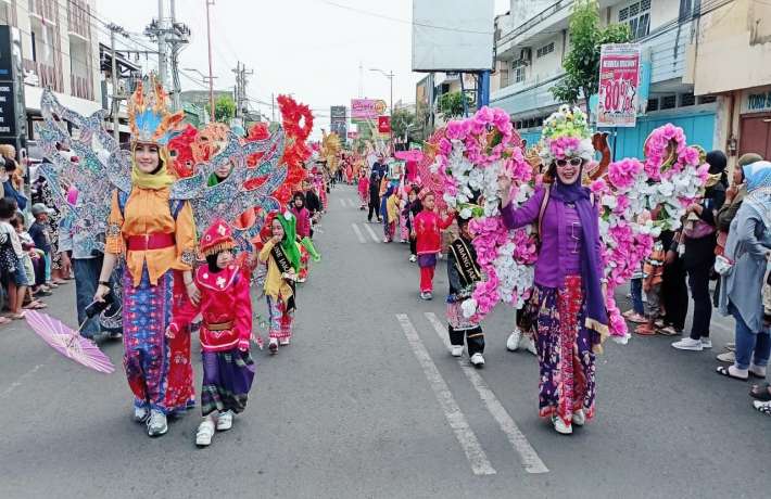 JUARA I LOMBA KARNAVAL ANAK USIA DINI SE EKSKOTIP CILACAP 